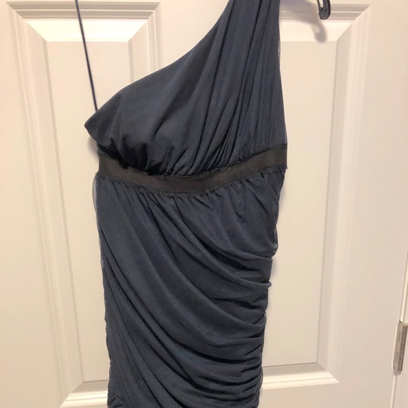 Woman’s dress - Picture 4 of 4